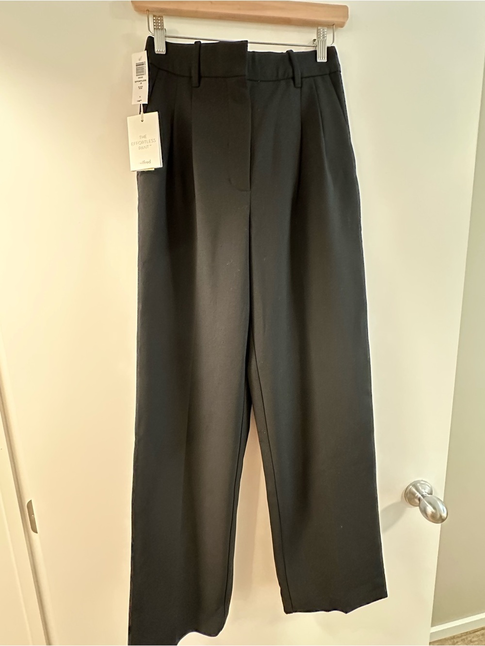 Aritzia Wilfred Black Effortless Pants